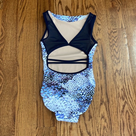 Eleve Zhen Feathers Louise Leotard - Picture 3 of 7